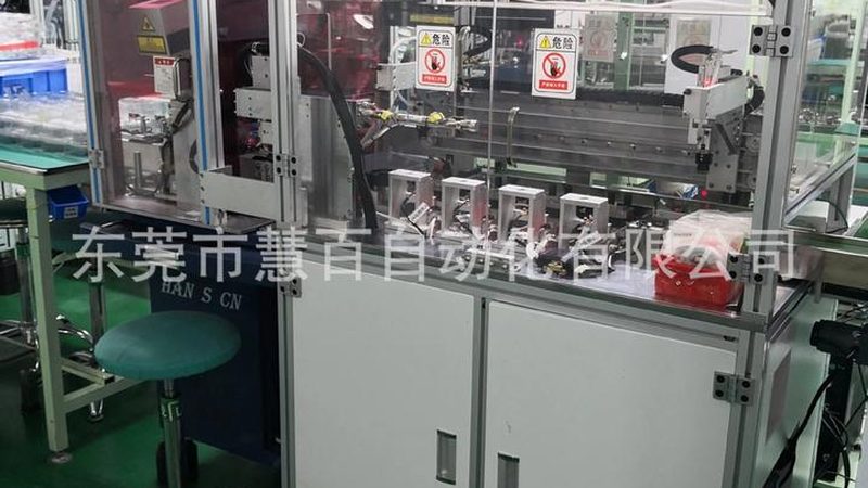 工厂无人搬运车：价格背后的考量因素**